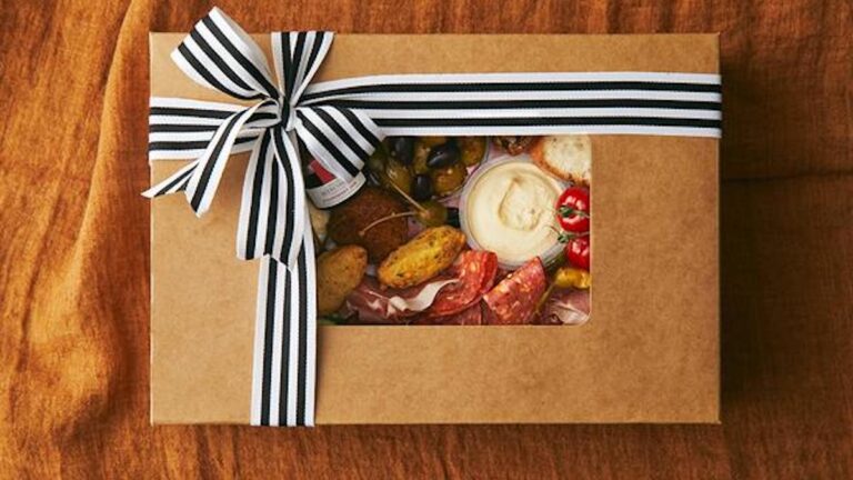 The Best Gift Hampers in Adelaide: A Local’s Guide